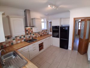 Kitchen - click for photo gallery
